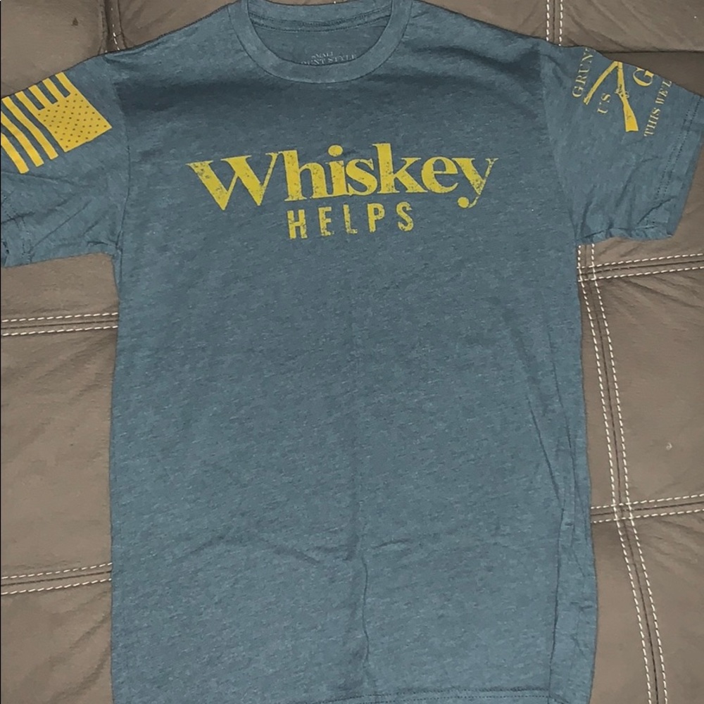 Grunt Style whiskey helps tee 🥃